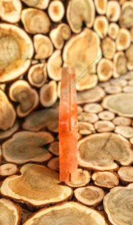 Кирпич из гималайской розовой соли 200x100x50 мм шлифованный (с пазом)